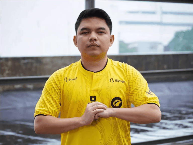 Pro Player Pindah Game? Ini 5 Nama yang Sukses Bersinar di Mobile Legends!