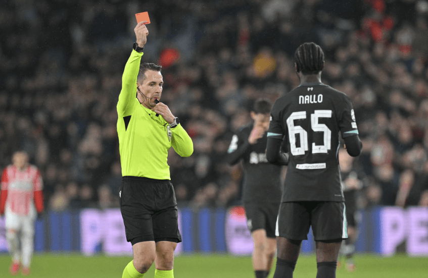 Dihiasi Kartu Merah, Liverpool Dikalahkan PSV di Liga Champions